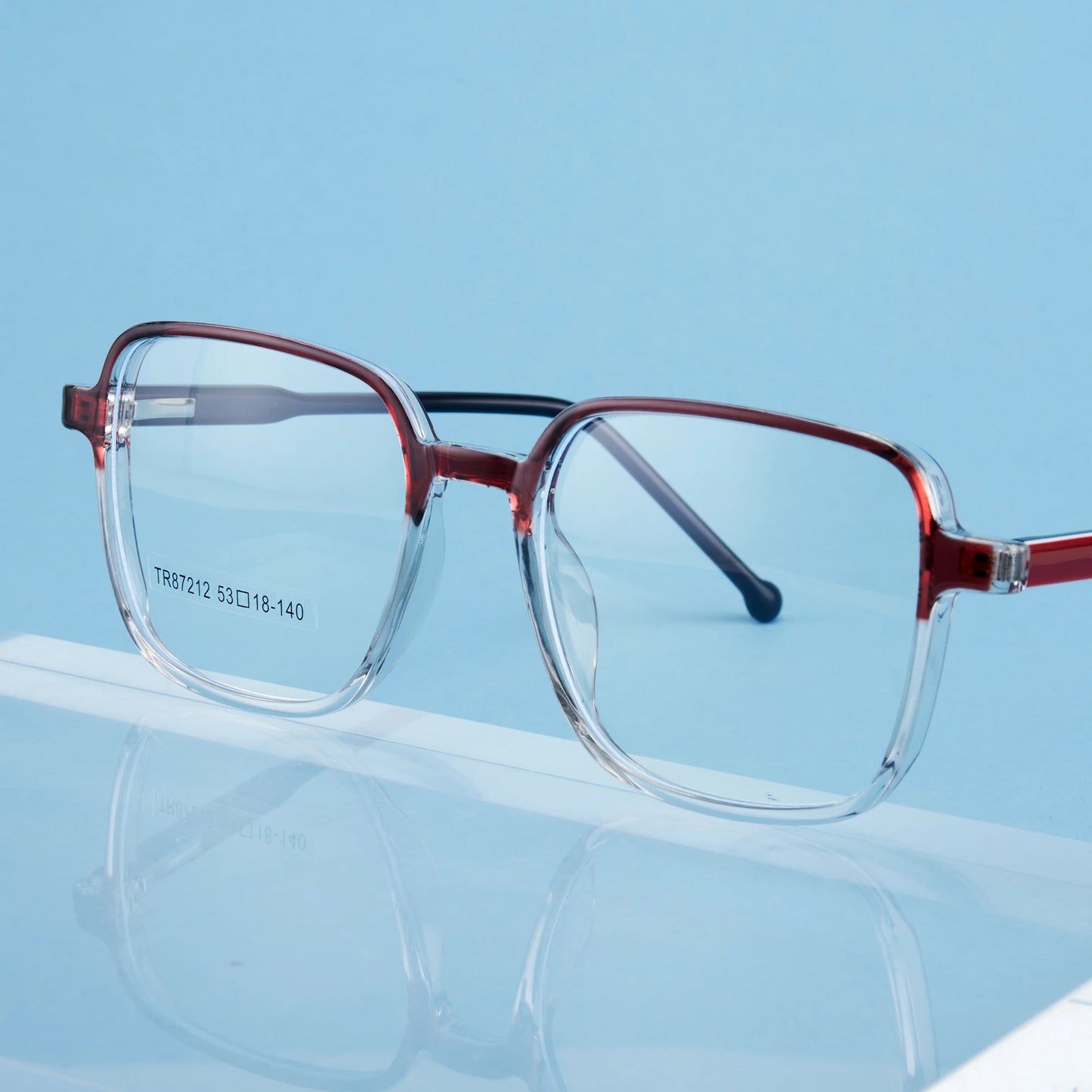 نظارات طبية مربعة يدوية الصنع لعلاج قصر النظر