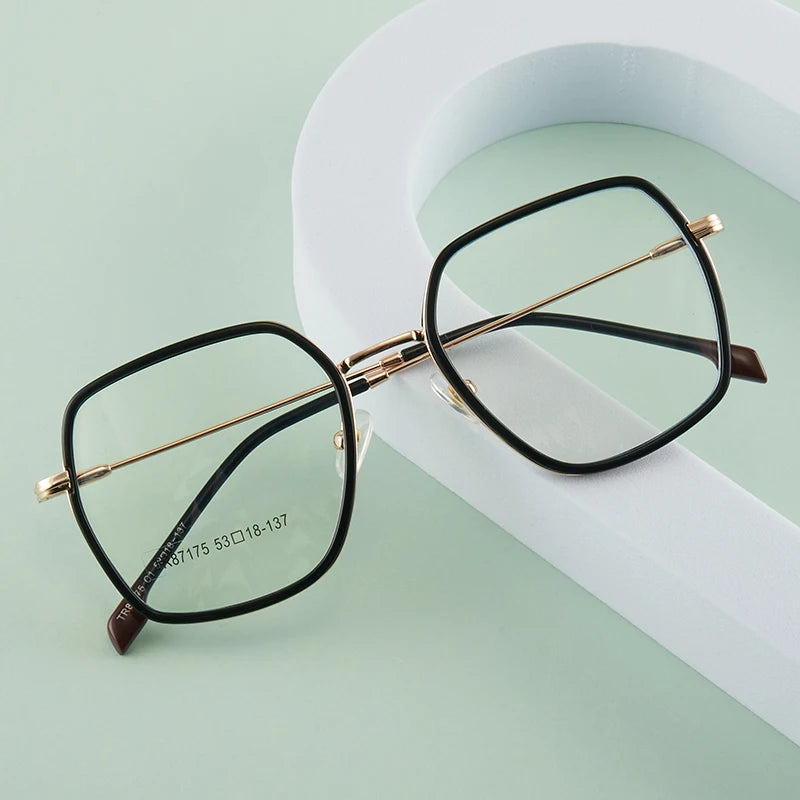 نظارات طبية مربعة معدنية متعددة البؤر